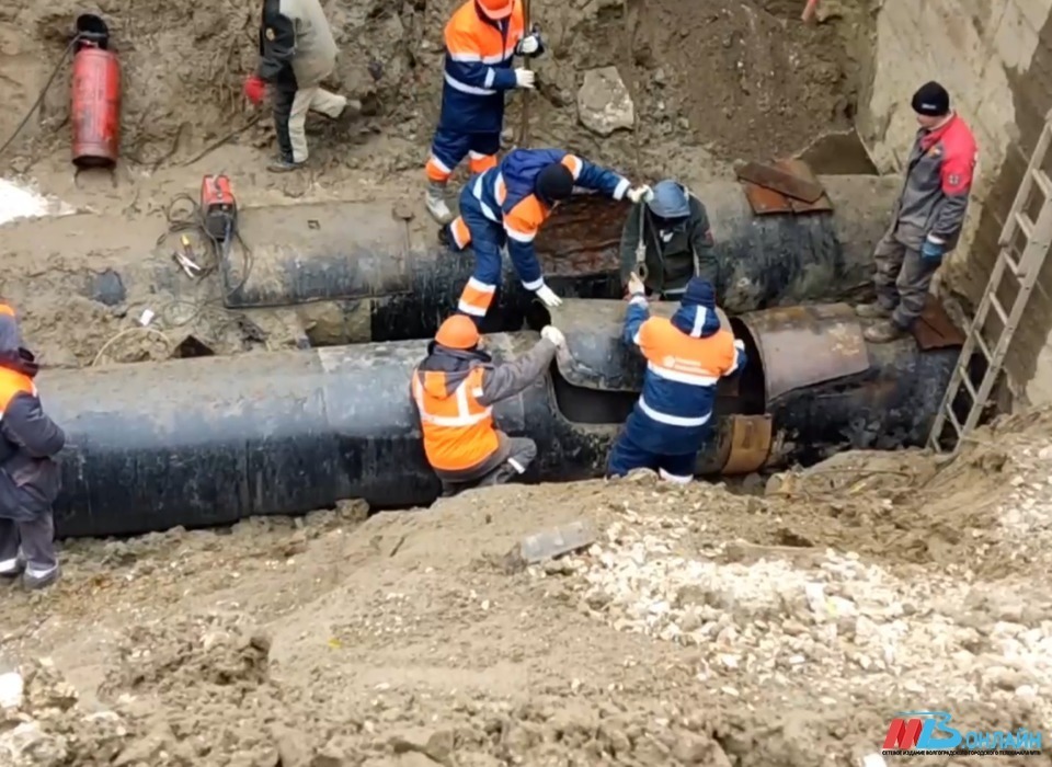 В Волгограде обновили 300 метров водопровода под рекой Царица